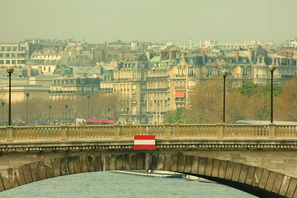 Puente Histórico Edificios Antiguos Cercanos París Francia —  Fotos de Stock