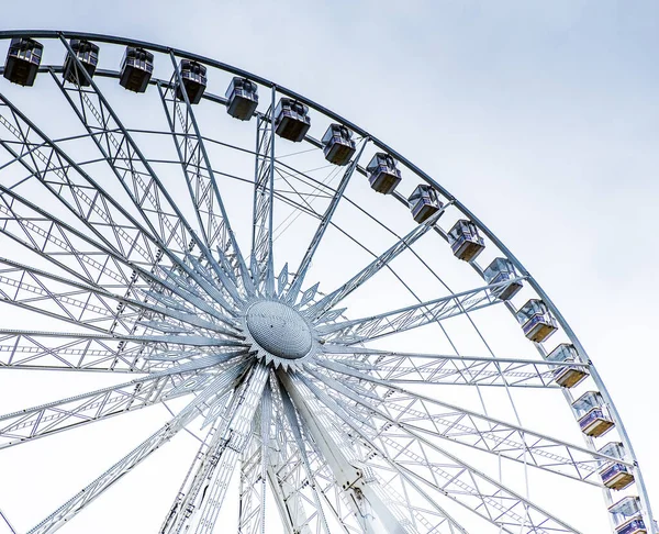 Låg Vinkel Skott Den Engelska Rivieran Wheel Vid Torquay Park — Stockfoto