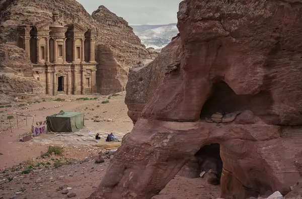 Una Hermosa Foto Monumento Antiguo Desierto Petra Jordania —  Fotos de Stock