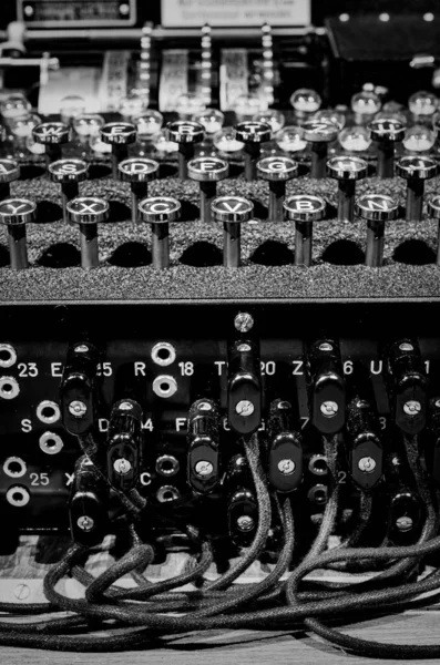 Pluggtavlan Och Tangentbordet Från Andra Världskriget Tyska Enigma Maskin — Stockfoto
