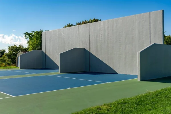 Esempio Campi Pallamano Americani Esterni Con Muro Cemento Situati Parco — Foto Stock