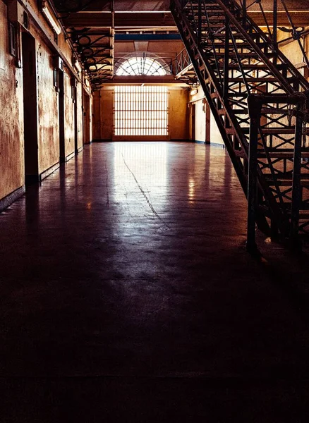 Une Prison Victorienne Abandonnée Débarquant — Photo