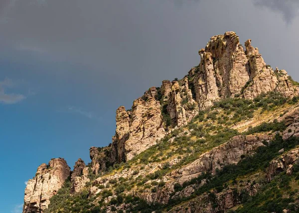 Plan Faible Angle Belles Formations Rocheuses Sur Les Montagnes Tucson — Photo