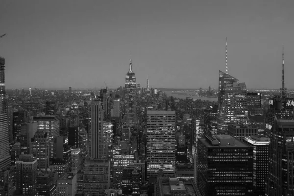 Гарний Знімок Хмарочосів Під Хмарами Нью Йорку Сша Сірому Кольорі — стокове фото