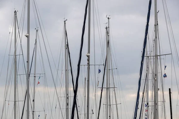 Gros Plan Nombreux Yachts Dans Port — Photo