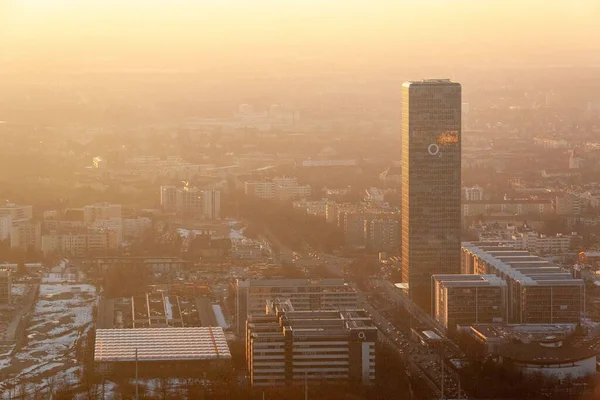 Красивый Снимок Здания Uptown Мюнхене Германия — стоковое фото