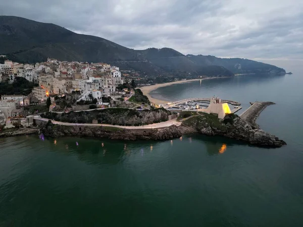 Gyönyörű Kilátás Szicília Szigetre Felhős Égbolt Alatt Olaszországban — Stock Fotó
