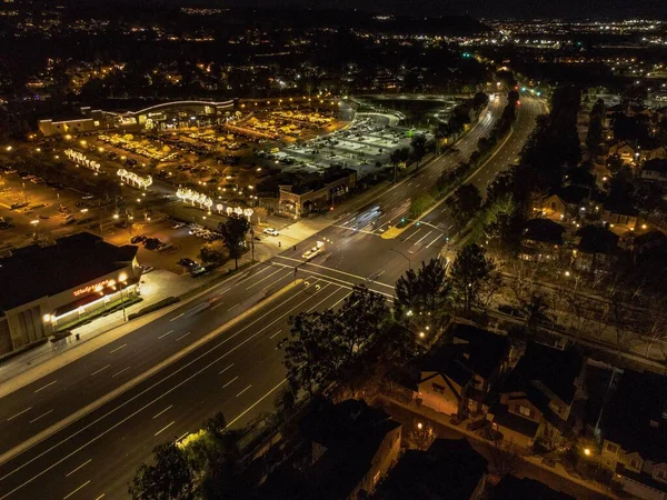 Strzał Drona Szerokiej Autostrady Walencji Kalifornia Nocy — Zdjęcie stockowe