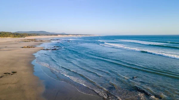 Oceaan Golven Een Zandstrand Portugal — Stockfoto