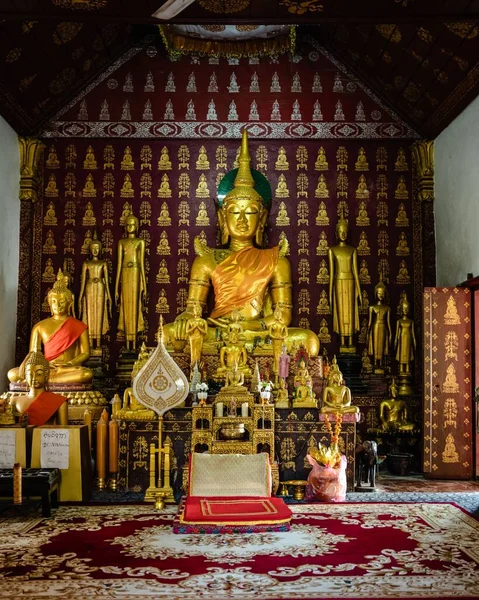 Buda Los Iconos Templo Budista Del Siglo Xvi Wat Xieng —  Fotos de Stock