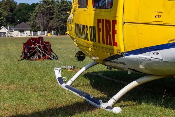 Sidovy Huey Brandbekämpningshelikopter — Stockfoto