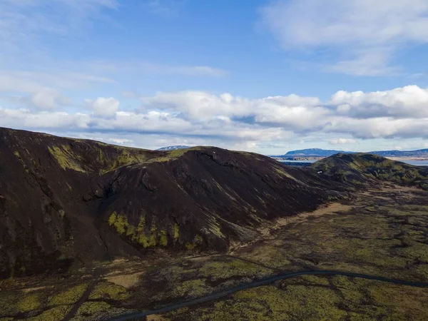 Μια Γραφική Θέα Των Ηφαιστειακών Βουνών Στο Thingvellir Ισλανδία — Φωτογραφία Αρχείου