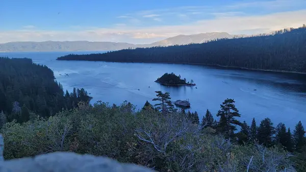 Vzdušný Výhled Velké Jezero Horách — Stock fotografie