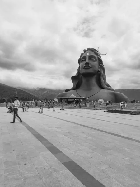 Vertical Shot Adiyogi Shiva Statue Isha Yoga Center Cloudy Sky — Stock Photo, Image