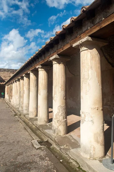 Tiro Vertical Edifícios Antigos Pompeia Itália — Fotografia de Stock