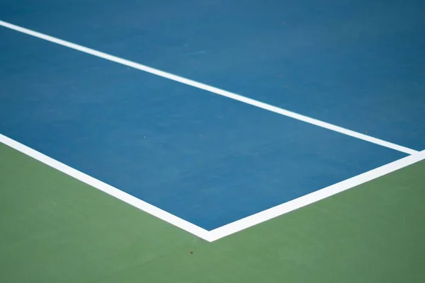 Linea Laterale Sinistra Campo Tennis Blu Con Linee Bianche Concetto — Foto Stock