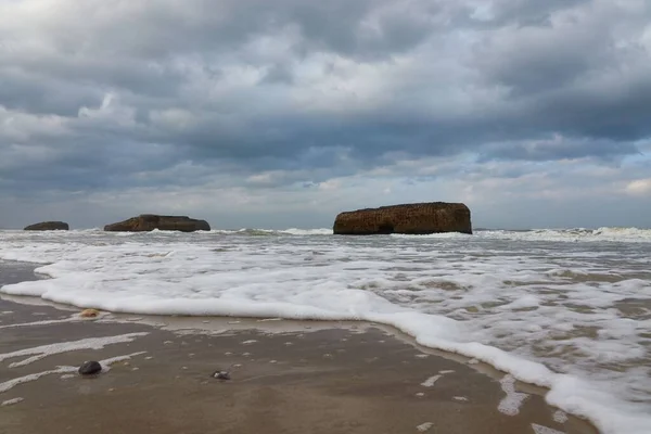 Пляж Валунами Плотной Плотности — стоковое фото