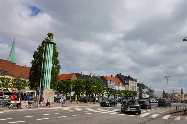 Socha Svea Column Dánském Helsingoru Zamračeného Dne — Stock fotografie