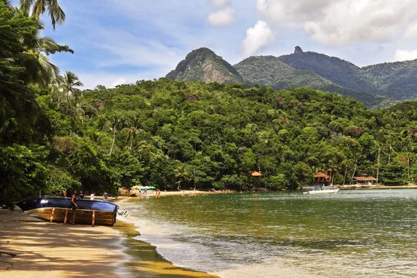 Una Reparación Barco Una Hermosa Playa Isla Ilha Grande Brasil — Foto de Stock