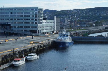 Norveç, Oslo 'daki büyük bir geminin insansız hava aracı görüntüsü.