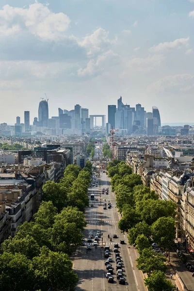Вертикальная Воздушная Съемка Города Любви Париж Полон Жилых Современных Зданий — стоковое фото
