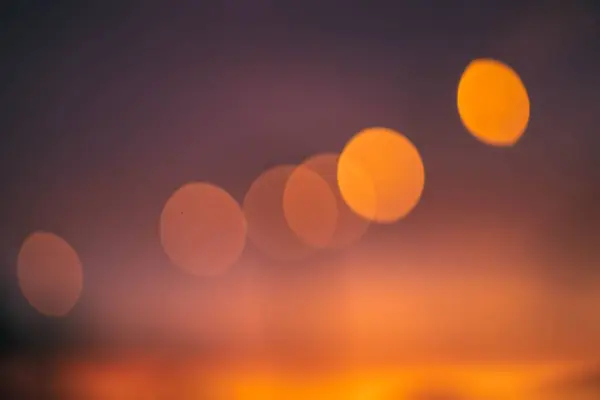 Зображення Розмитих Вогнів Під Час Заходу Сонця — стокове фото