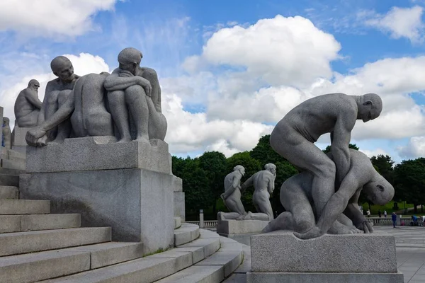 Esculturas Modernas Figuras Humanas Parque Vigeland Oslo Noruega Conceito Espiritualidade — Fotografia de Stock