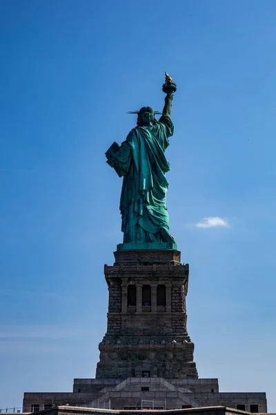 Plan Vertical Face Arrière Statue Liberté New York Usa — Photo