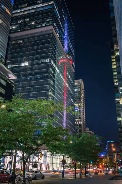 Vertikální Snímek Města Toronta Tower Noci Ontariu Kanadě — Stock fotografie