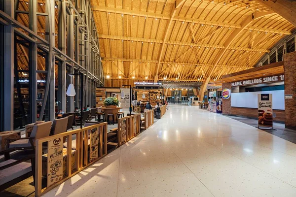 Wnętrze Nowo Otwartego Terminalu Cebu Mactan International Airport Filipiny — Zdjęcie stockowe