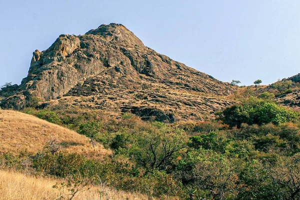 Los Pechos Sheba Roca Ejecución Día Soleado Santuario Vida Silvestre — Foto de Stock