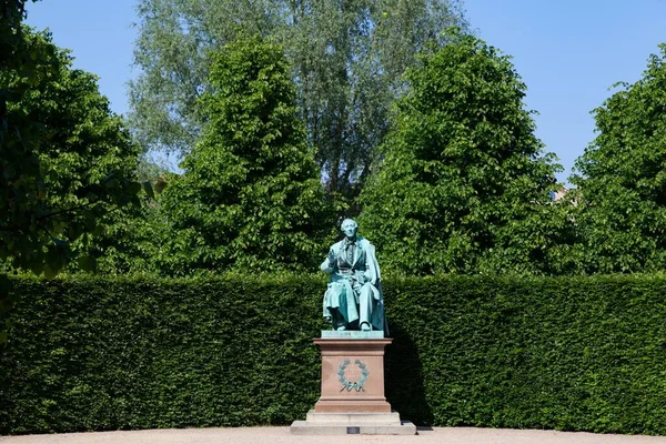 Άγαλμα Του Hans Christian Andersen Στον Κήπο Kings Στην Κοπεγχάγη — Φωτογραφία Αρχείου