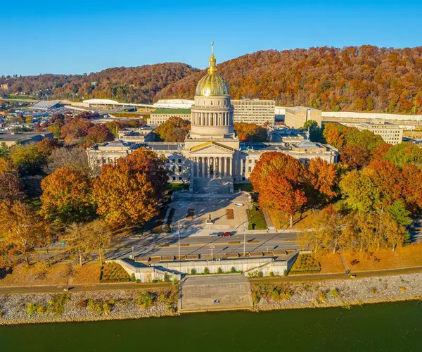 Letecký Záběr Budovy West Virginia State Capitol Podzim — Stock fotografie