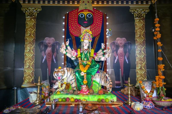 Idol Maa Durga Being Worshipped Mandal Mumbai India Navratri — Stock Photo, Image