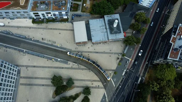 Berlin Almanya Yanında Otoyol Bulunan Bir Tren Yolunun Havadan Çekilmiş — Stok fotoğraf