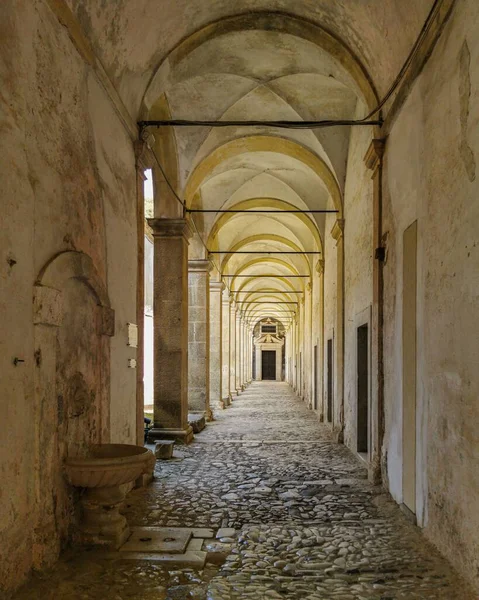 Pionowy Obraz Wejścia Klasztoru Certosa Padula Region Kampania Włochy — Zdjęcie stockowe
