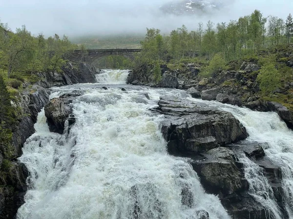 Тривалий Вигляд Мальовничий Водоспад Ворингсфоссен Норвегії — стокове фото