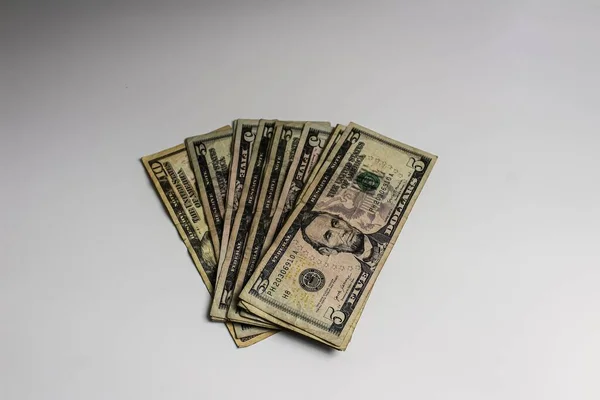 Pięć Dolarów Odizolowanych Białym Tle — Zdjęcie stockowe