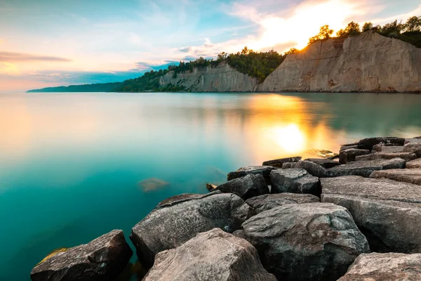 석양에 바위가 블러프 공원의 캐나다 — 스톡 사진