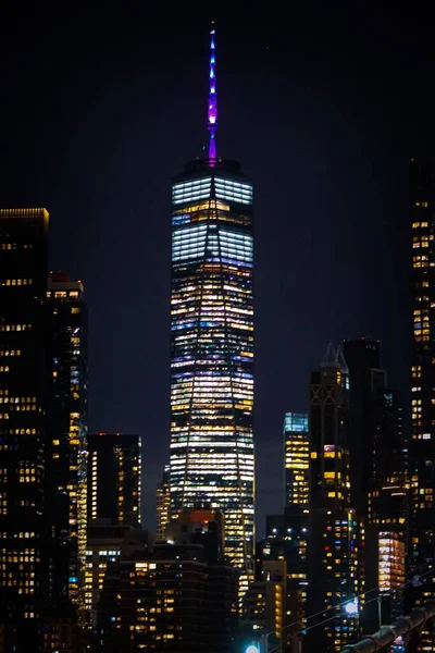 Egy Függőleges Felvétel Egy Éjszakai World Trade Center Ről New — Stock Fotó
