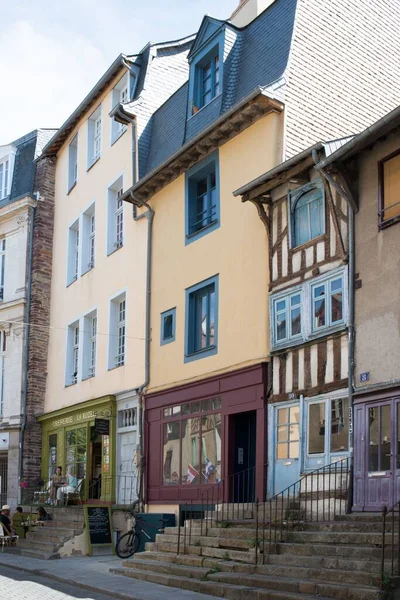 Den Gamla Stilen Arkitektur Byggnader Staden Rennes Frankrike Mot Den — Stockfoto