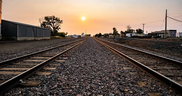 Ferrocarril Una Zona Rural Atardecer — Foto de Stock