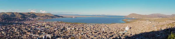 Een Panoramisch Shot Van Puno Stad Aan Kust Van Een — Stockfoto