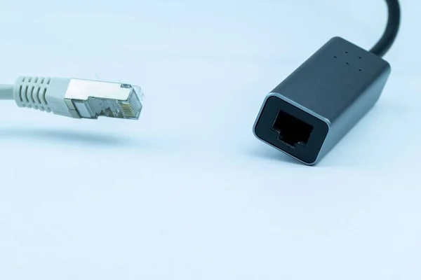 Ethernet Lan Vers Usb Arrière Plan Bleu — Photo