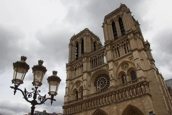 Catedral Notre Dame Con Farola París Francia —  Fotos de Stock
