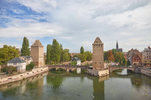 Widok Mostów Strasburgu Francja Zwany Mostami Osłoniętymi — Zdjęcie stockowe