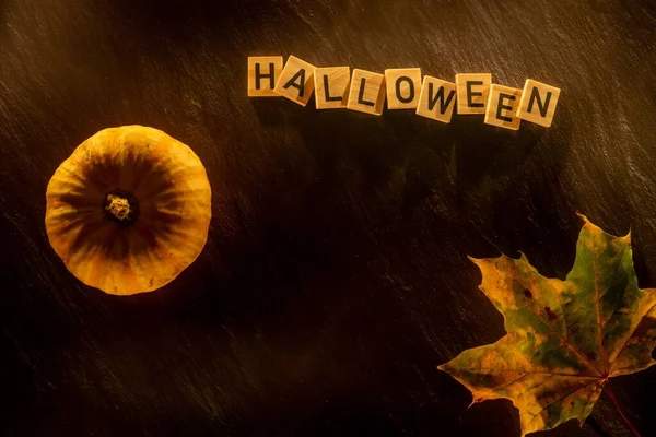 Eine Draufsicht Auf Den Halloween Hintergrund Mit Dem Wort Halloween — Stockfoto