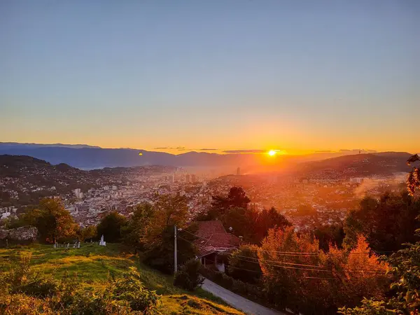 Cityscape Silhouette Hills Sunset — Stock Photo, Image
