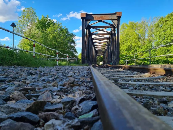 Eine Eisenbahn Auf Der Stahlbrücke — Stockfoto