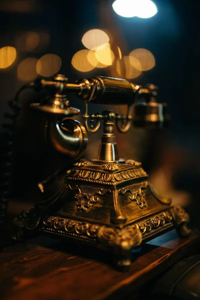 Colpo Verticale Vecchio Telefono Vintage — Foto Stock